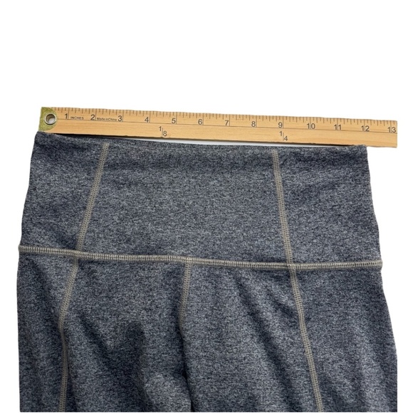 Athleta Salutation 7/8 Leggings - Picture 10 of 11